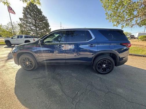 Blue 2022 Chevrolet Traverse LS
