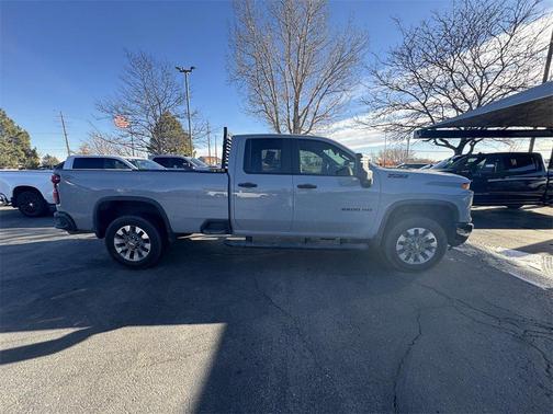 2024 Chevrolet Silverado 2500 Custom