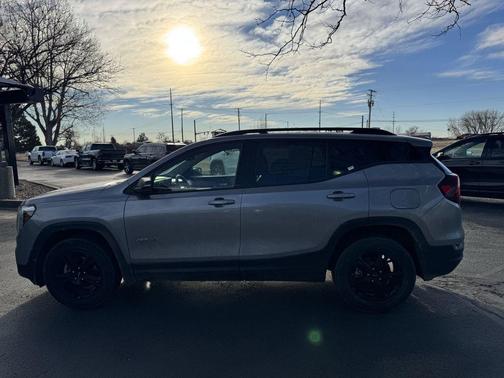 2024 GMC Terrain AWD AT4