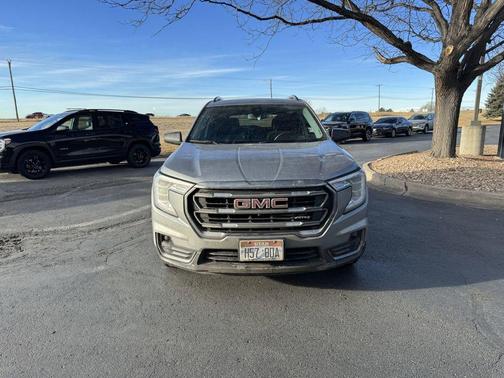 2024 GMC Terrain AWD AT4