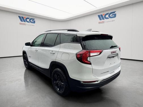 Gray 2024 GMC Acadia AWD AT4