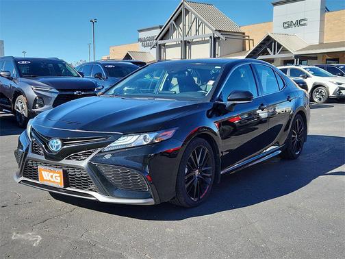 2024 Toyota Camry Hybrid SE