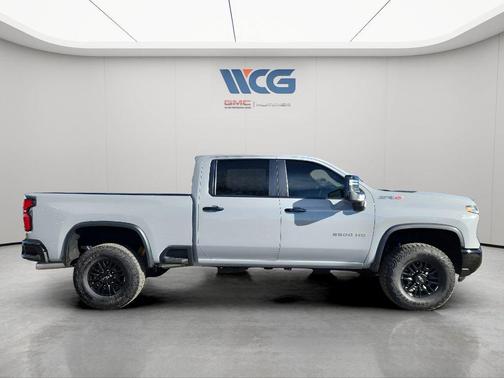 2025 Chevrolet Silverado 2500 4WD Crew Cab Standard Bed ZR2