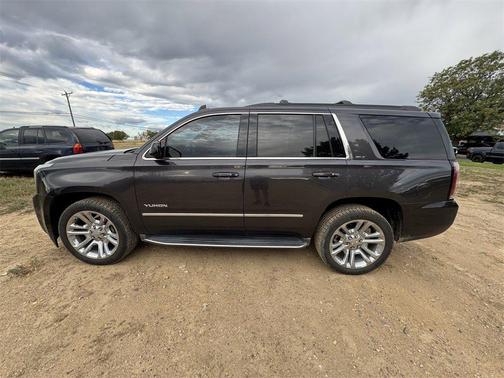 2017 GMC Yukon SLT