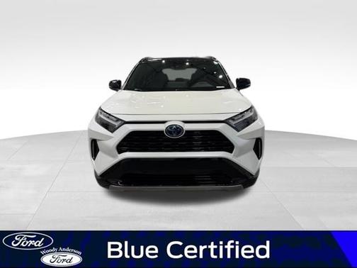 Blizzard Pearl / Midnight Black Metallic 2022 Toyota RAV4 XSE