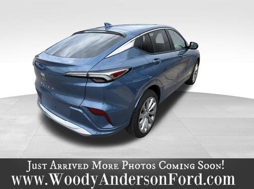Ocean Blue Metallic 2025 Buick Envista AVENIR