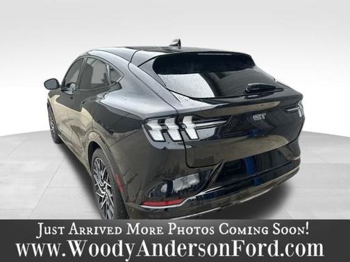2022 Ford Mustang Mach-E GT