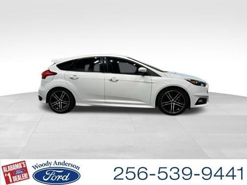 2017 Ford Focus BASE