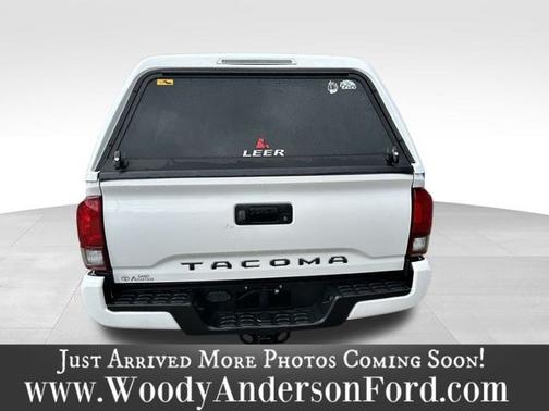 2022 Toyota Tacoma SR