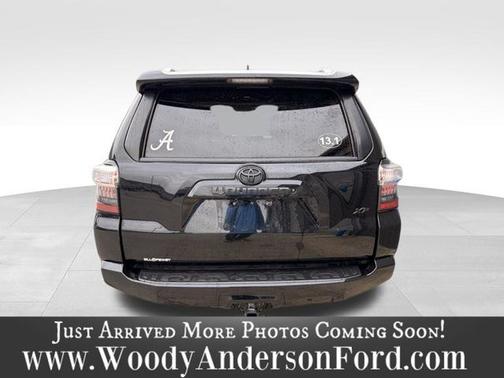 Midnight Black Metallic 2018 Toyota 4Runner SR5 PREMIUM