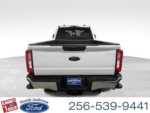OXFORD WHITE 2024 Ford F-250 XL