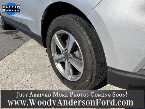 Photo 5 of 11 of 2019 Ford Edge SEL
