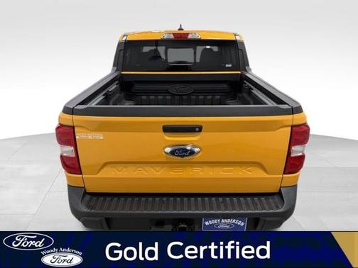 CYBER ORANGE METALLIC TC 2022 Ford Maverick LARIAT