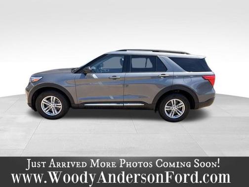 CARBONIZED GRAY METALLIC 2023 Ford Explorer XLT