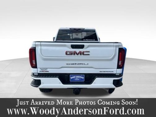 2021 GMC Sierra 1500 DENALI