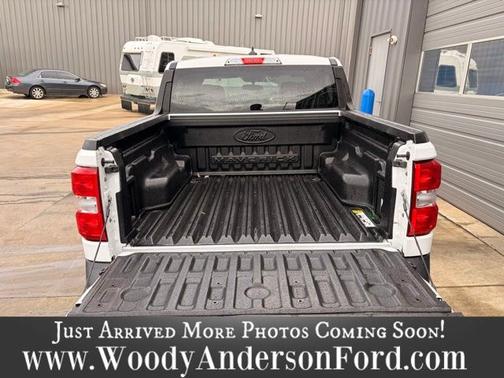 OXFORD WHITE 2024 Ford Maverick XLT
