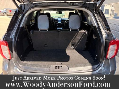 CARBONIZED GRAY METALLIC 2023 Ford Explorer LIMITED