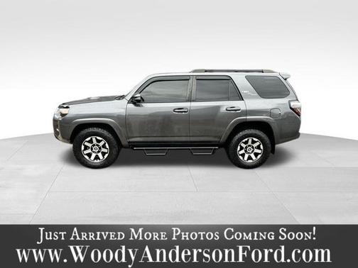 2020 Toyota 4Runner TRD OFF ROAD