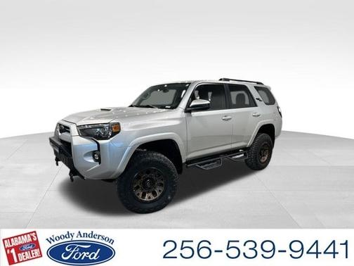 2022 Toyota 4Runner TRD OFF ROAD