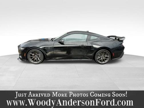 2024 Ford Mustang DARK HORSE