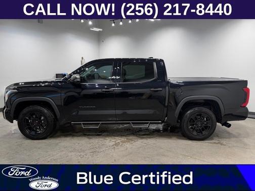 Midnight Black Metallic 2022 Toyota Tundra SR5