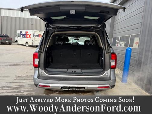 2024 Ford Expedition XLT