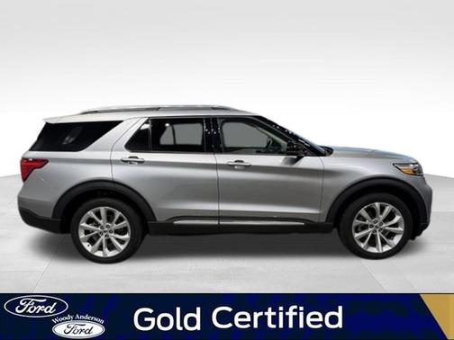 ICONIC SILVER METALLIC 2024 Ford Explorer PLATINUM