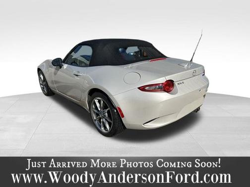 2023 Mazda MX-5 Miata GRAND TOURING