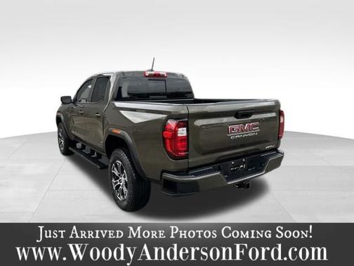 2025 GMC Canyon AT4