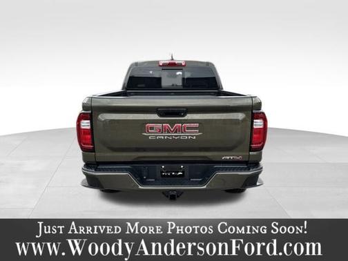 2025 GMC Canyon AT4