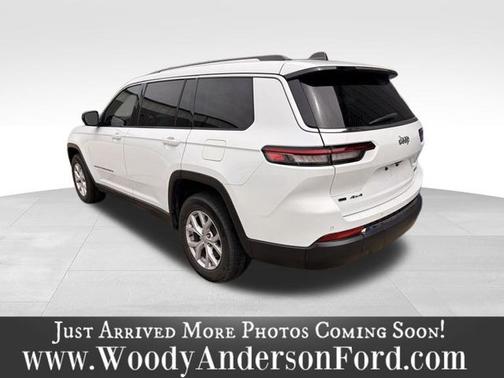 Bright White Clearcoat 2022 Jeep Grand Cherokee LIMITED