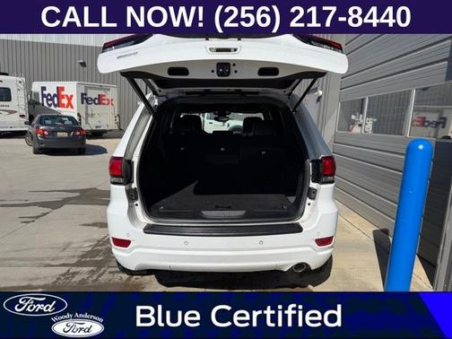 2019 Jeep Grand Cherokee LAREDO