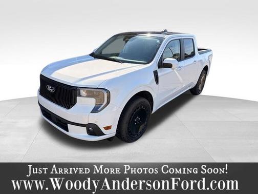 OXFORD WHITE 2025 Ford Maverick LOBO HIGH
