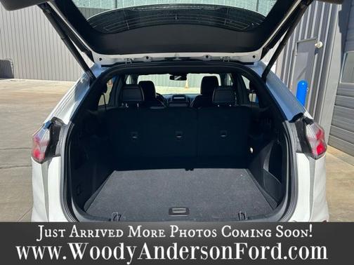 2022 Ford Edge ST LINE