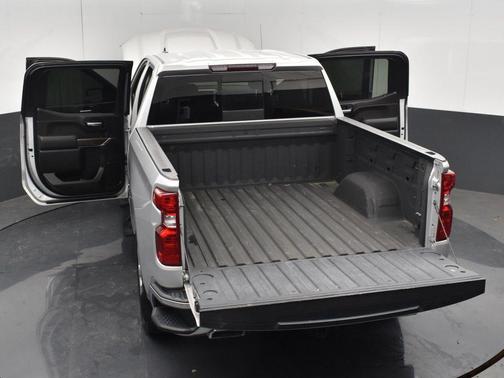 Silver Ice Metallic 2020 Chevrolet Silverado 1500 LT