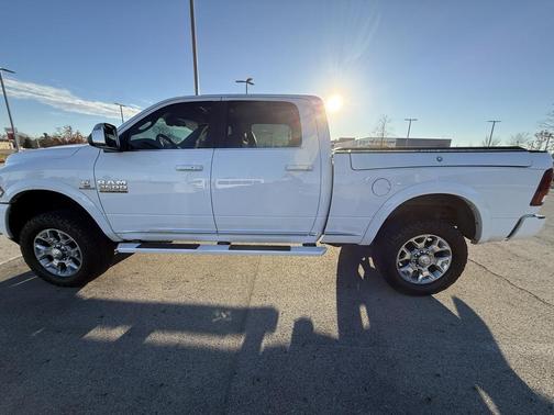 2018 RAM 2500 Limited Crew Cab 4x4 6'4' Box