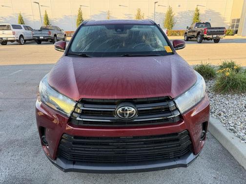 2019 Toyota Highlander 