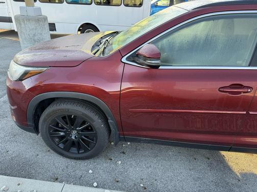 2019 Toyota Highlander 