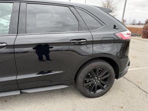 2024 Ford Edge ST Line