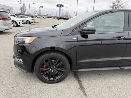 2024 Ford Edge ST Line
