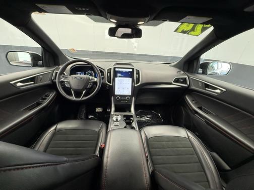 2024 Ford Edge ST Line