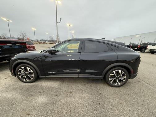 2024 Ford Mustang Mach-E Select