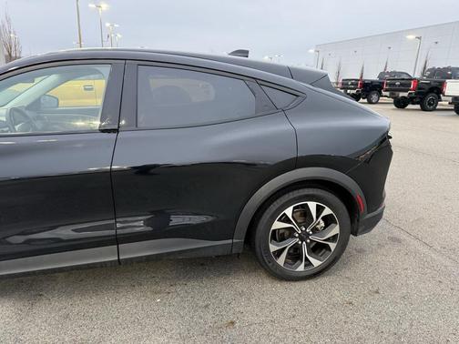 2024 Ford Mustang Mach-E Select