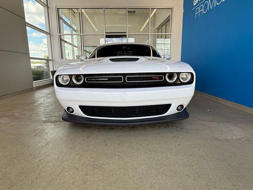 White Knuckle Clearcoat 2020 Dodge Challenger R/T