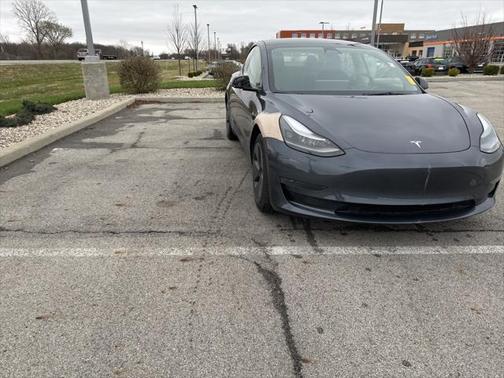 2023 Tesla Model 3 Standard Range