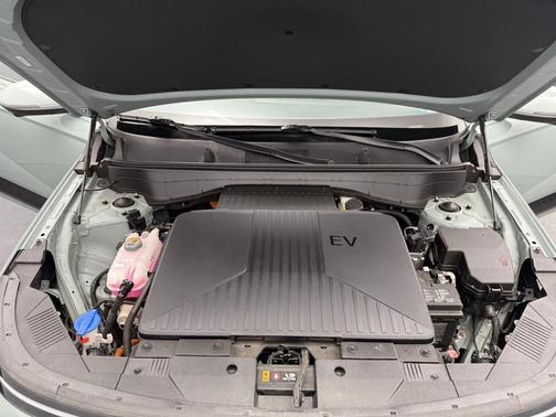 2025 Hyundai KONA EV Limited