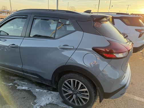 2024 Nissan Kicks SR