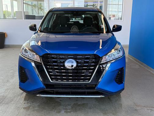 Electric Blue Metallic 2025 Nissan Kicks S