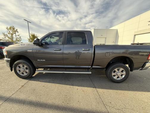 2019 RAM 2500 Big Horn Crew Cab 4x4 6'4' Box