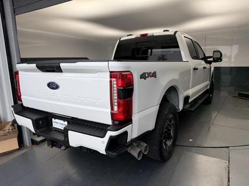 2023 Ford F-250 XL